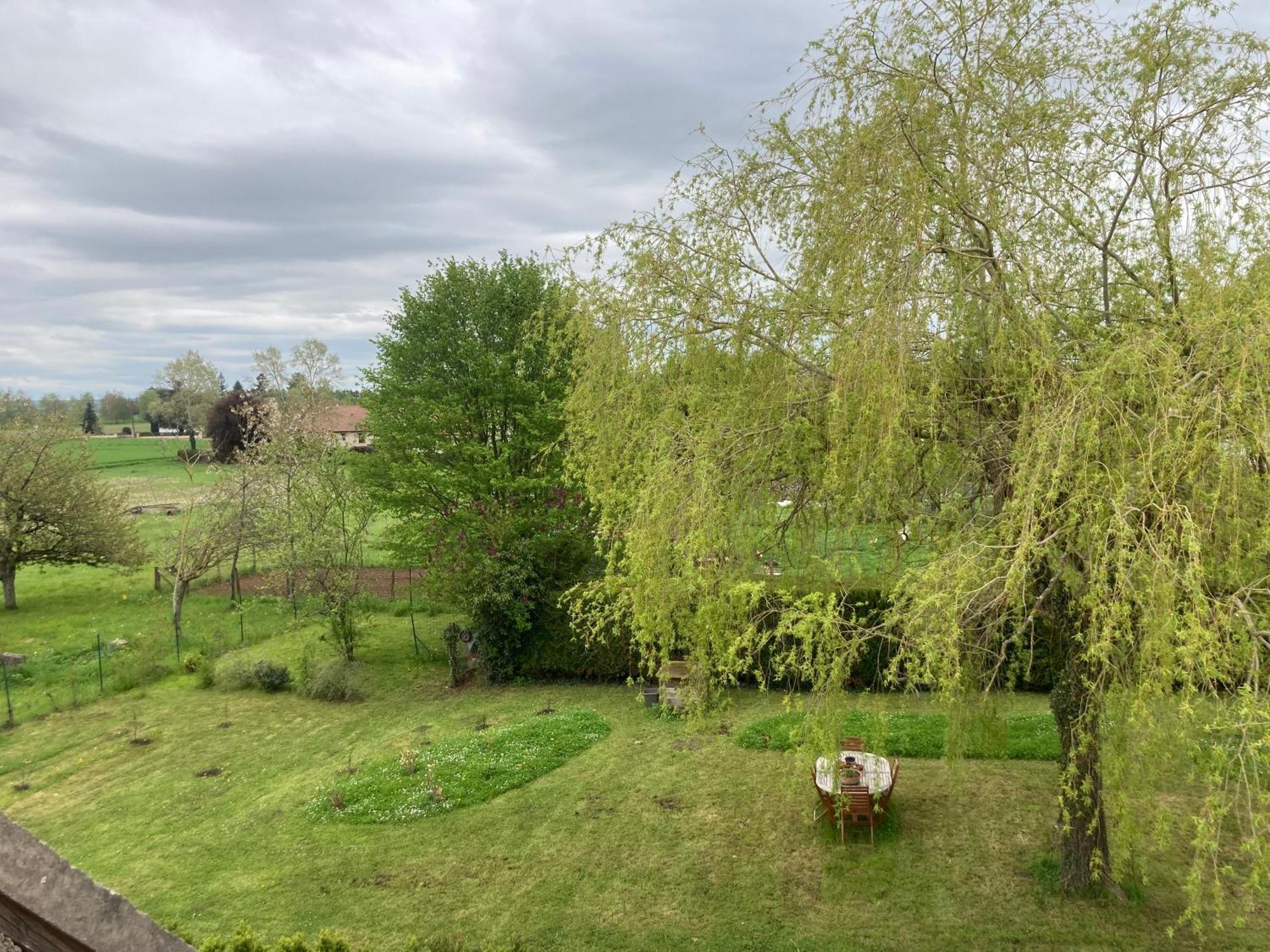 Logis Cote Cour Varennes-les-Narcy